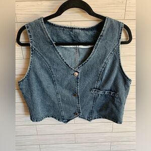 Mandarin blue Denim V-Neck Crop Vest in Washed Blue boutique